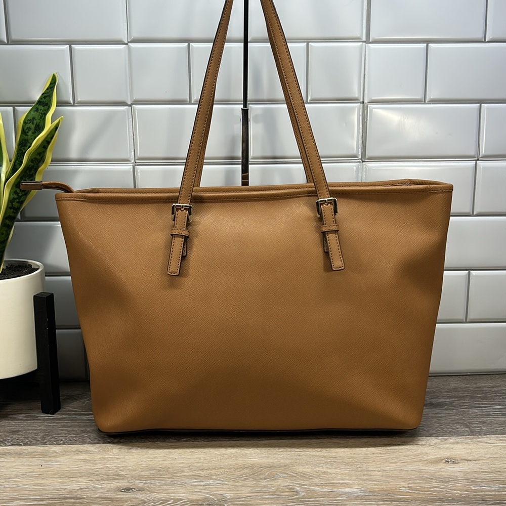 Michael Kors Tan Tote Bag - Picture 2 of 16
